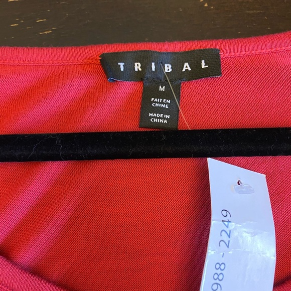 Red Tribal long sleeve top - Picture 5 of 9